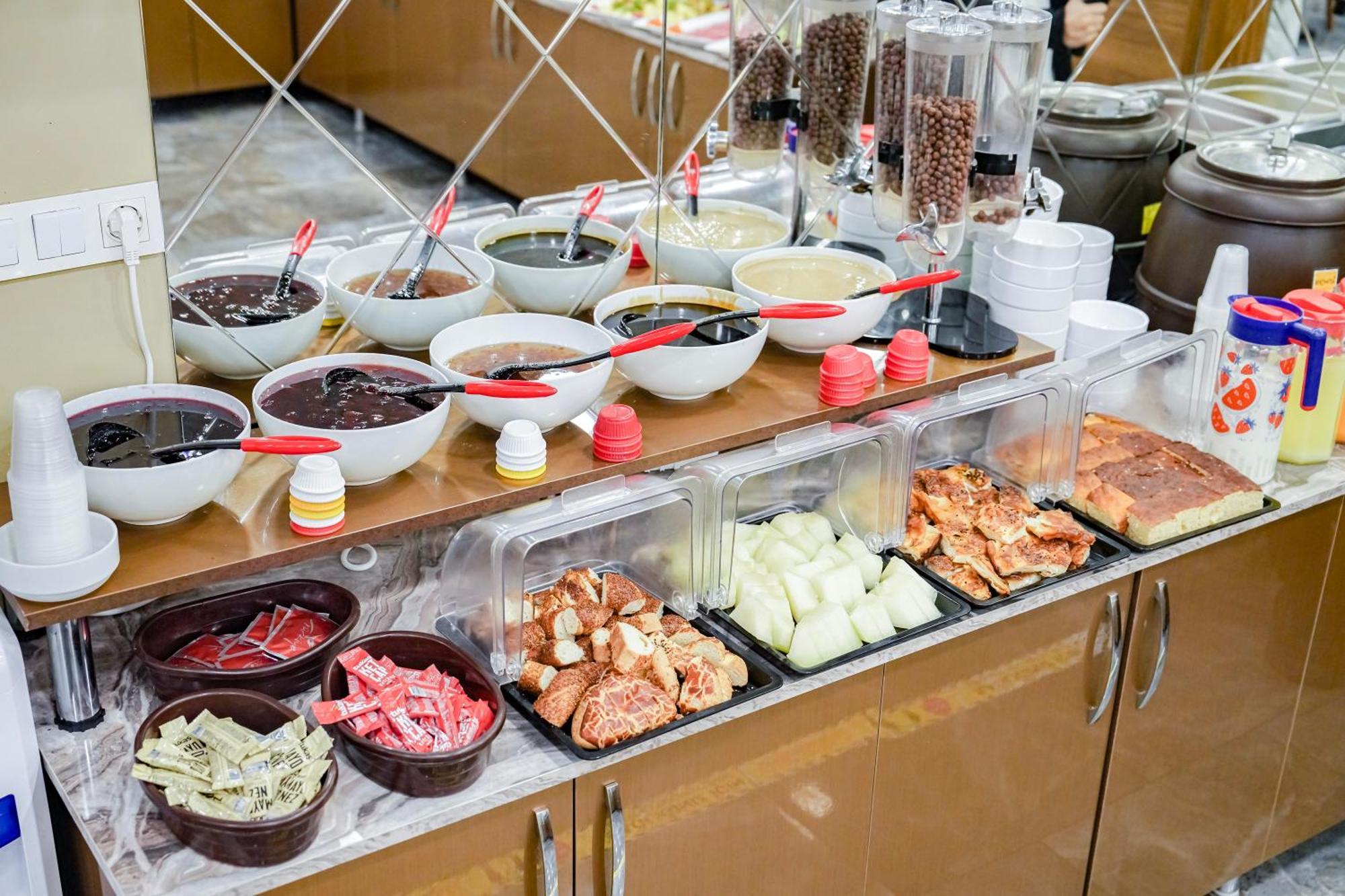 Hamit Hotel Kizilay Ankara Ngoại thất bức ảnh